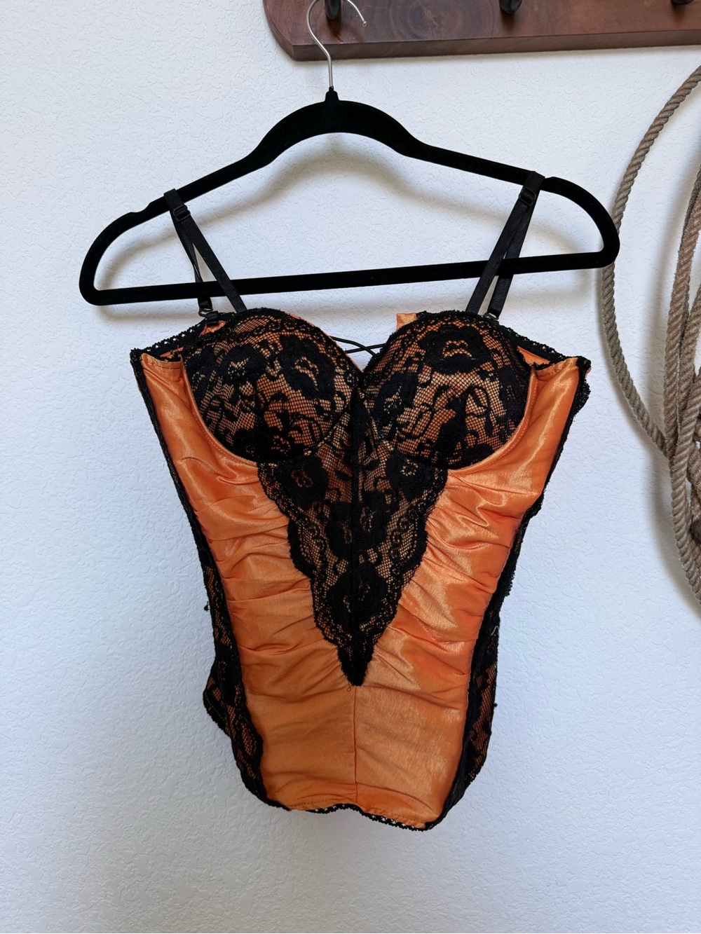 Vintage / Y2K Orange Satin & Black Lace Corset Bustier Top 🧡✨